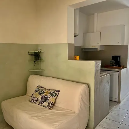 Cabanon Sur L Eau Casa vacanze Ensues-la-Redonne